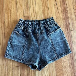 BLANKNYC elastic waistband shorts women’s size 27‎